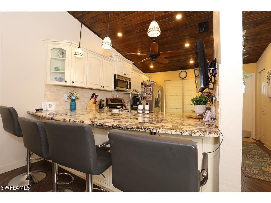 3563 Antarctic Circle #2102 Naples FL 34112 226017918 image10