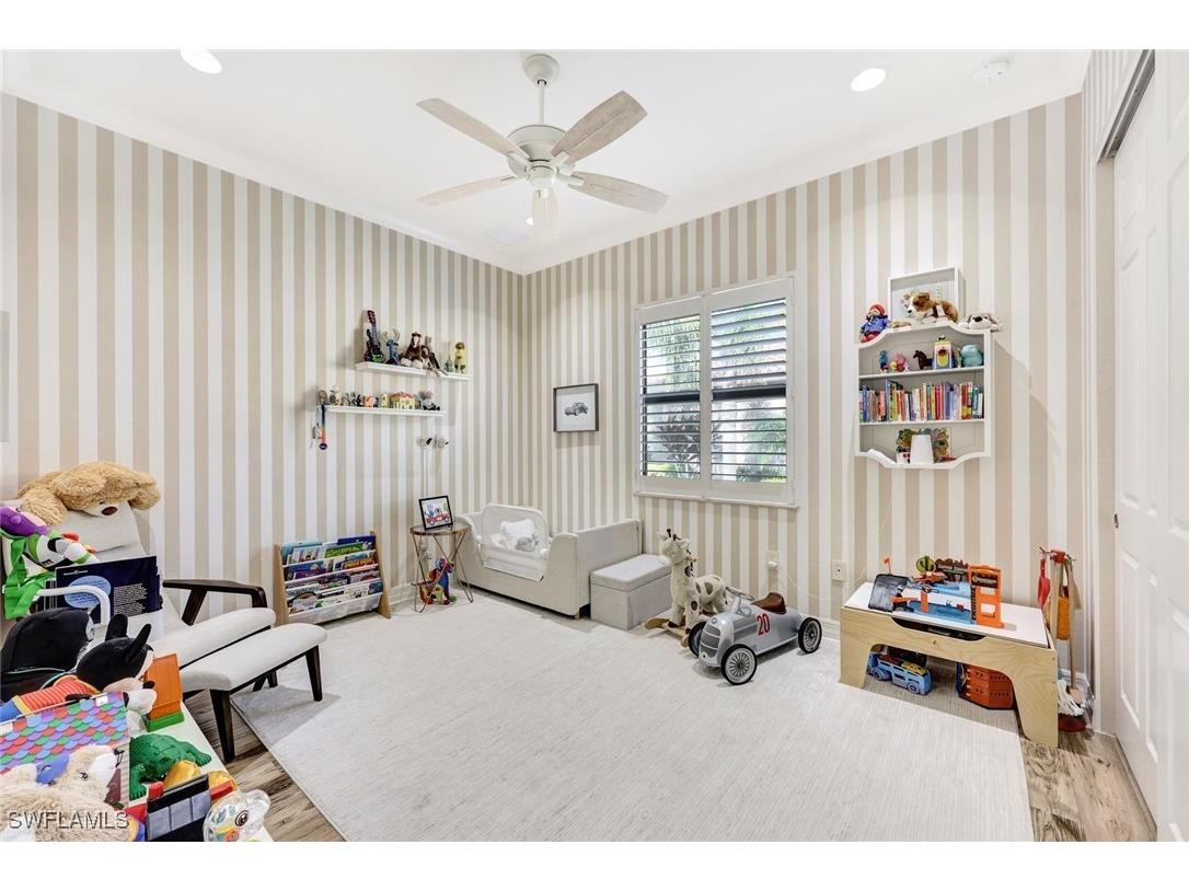 3565 Beaufort Court Naples FL 34119 226004224 image11