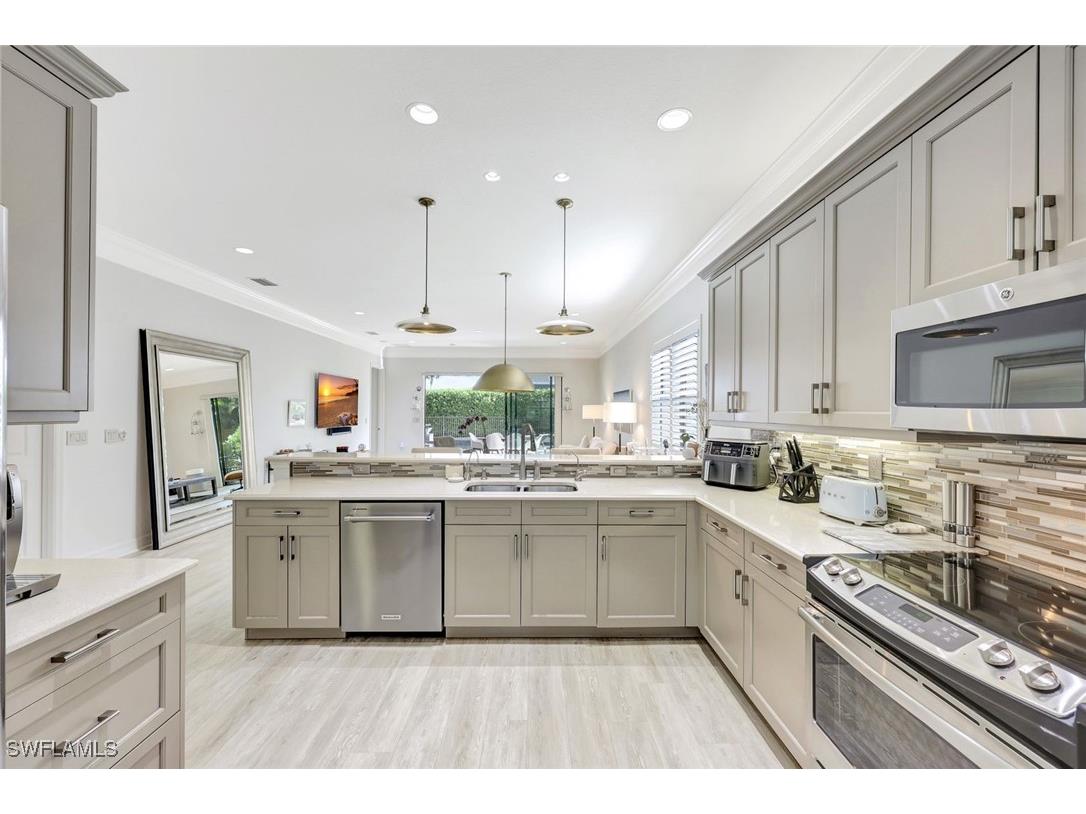 3565 Beaufort Court Naples FL 34119 226004224 image7