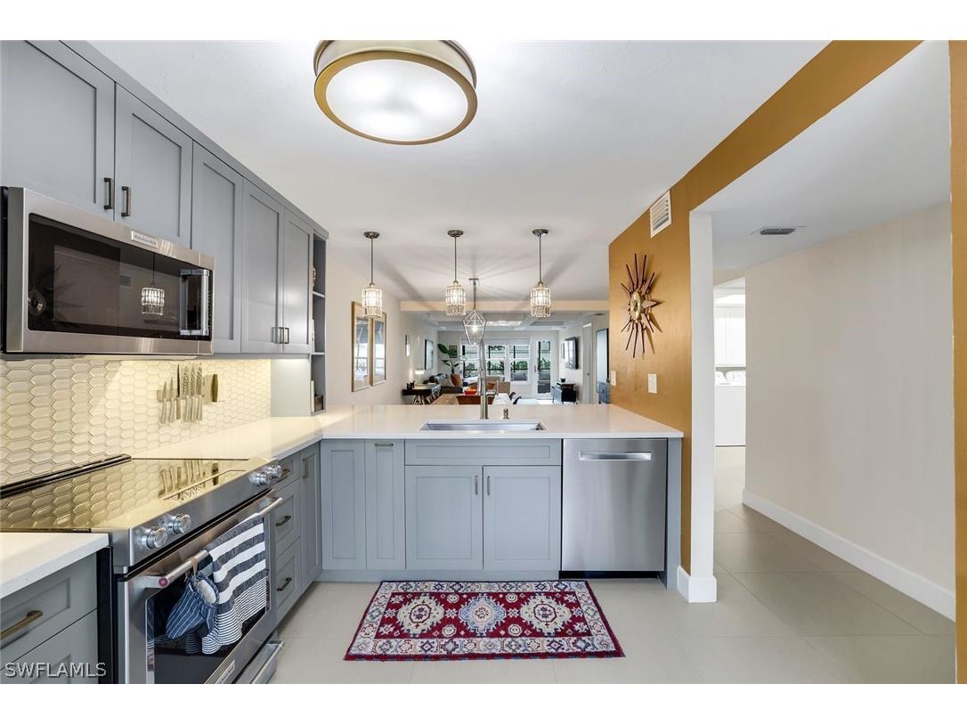 3569 Antarctic Circle #2105 Naples FL 34112 226011021 image8