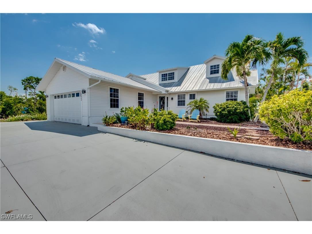 3569 Outrigger Lane Saint James City FL 33956 223065865 image1