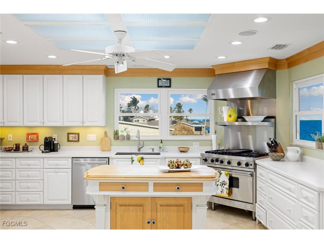 3569 San Carlos Drive Saint James City FL 33956 2026002528 image12