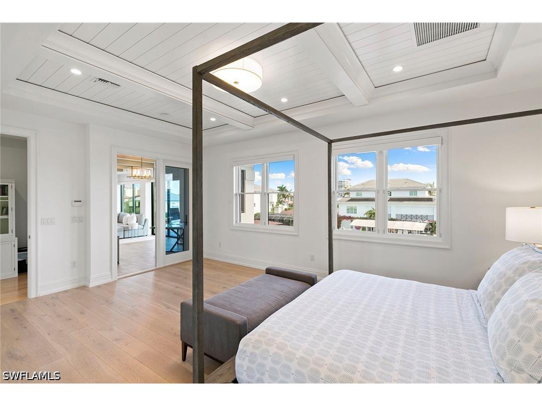 357 Egret Avenue Naples FL 34108 226023758 image24
