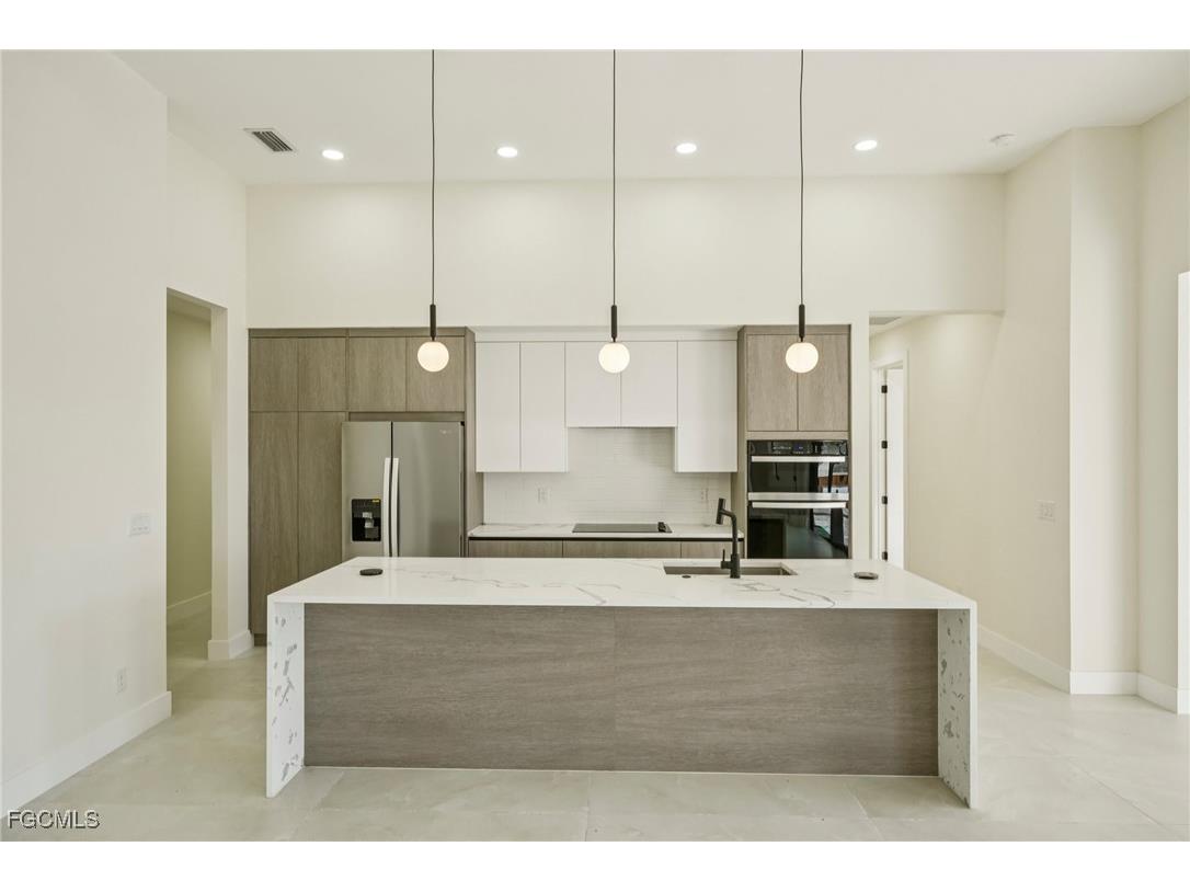 357 El Dorado Boulevard S Cape Coral FL 33991 2025000791 image18