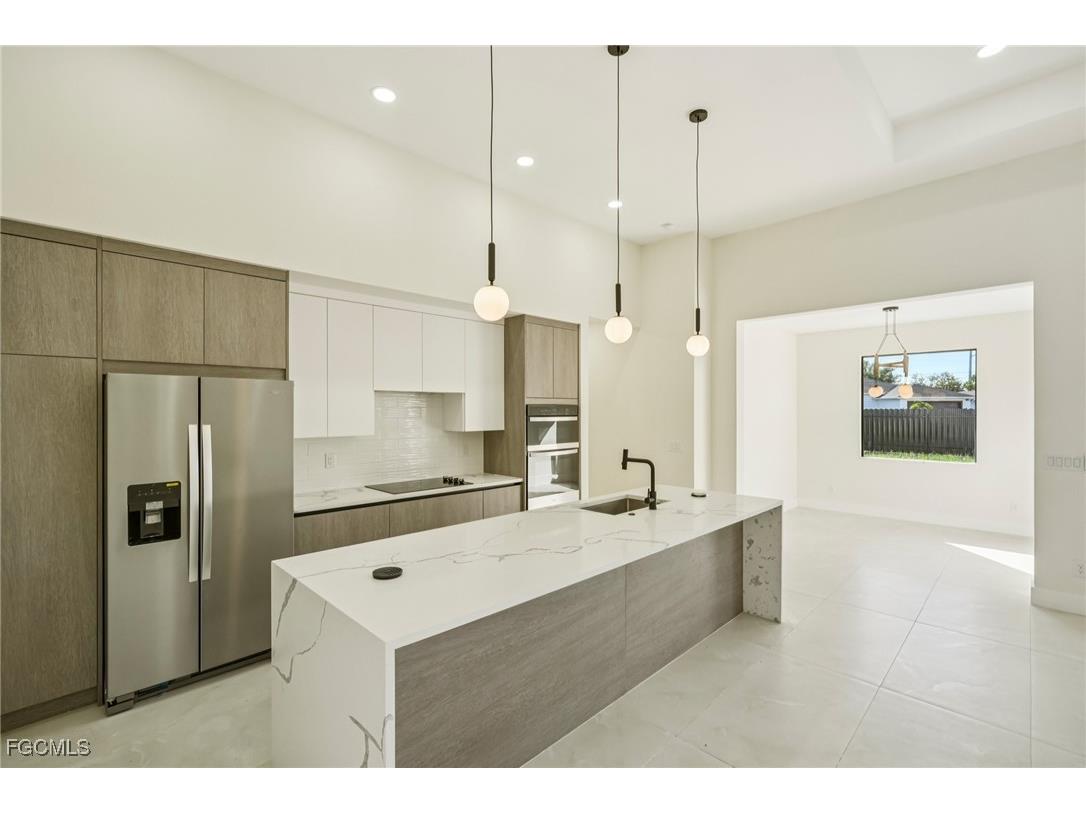 357 El Dorado Boulevard S Cape Coral FL 33991 2025000791 image19