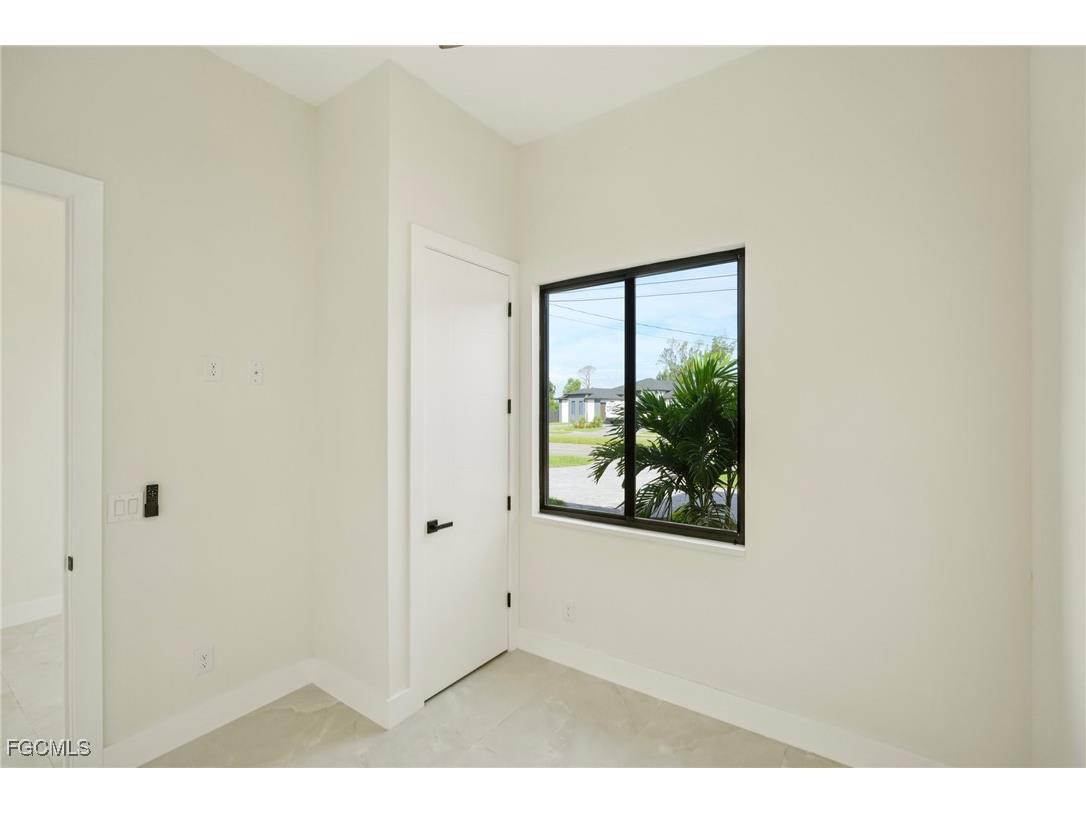 357 El Dorado Boulevard S Cape Coral FL 33991 2025000791 image23