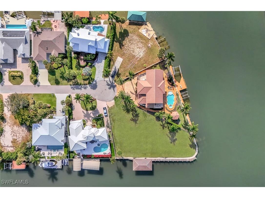 357 Germain Avenue Naples FL 34108 225081122 image2