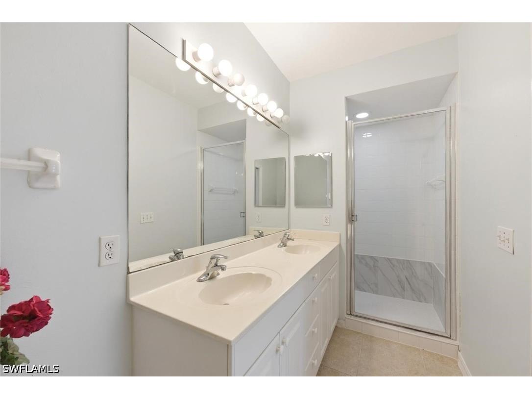 357 Robin Hood Circle #202 Naples FL 34104 226020256 image15