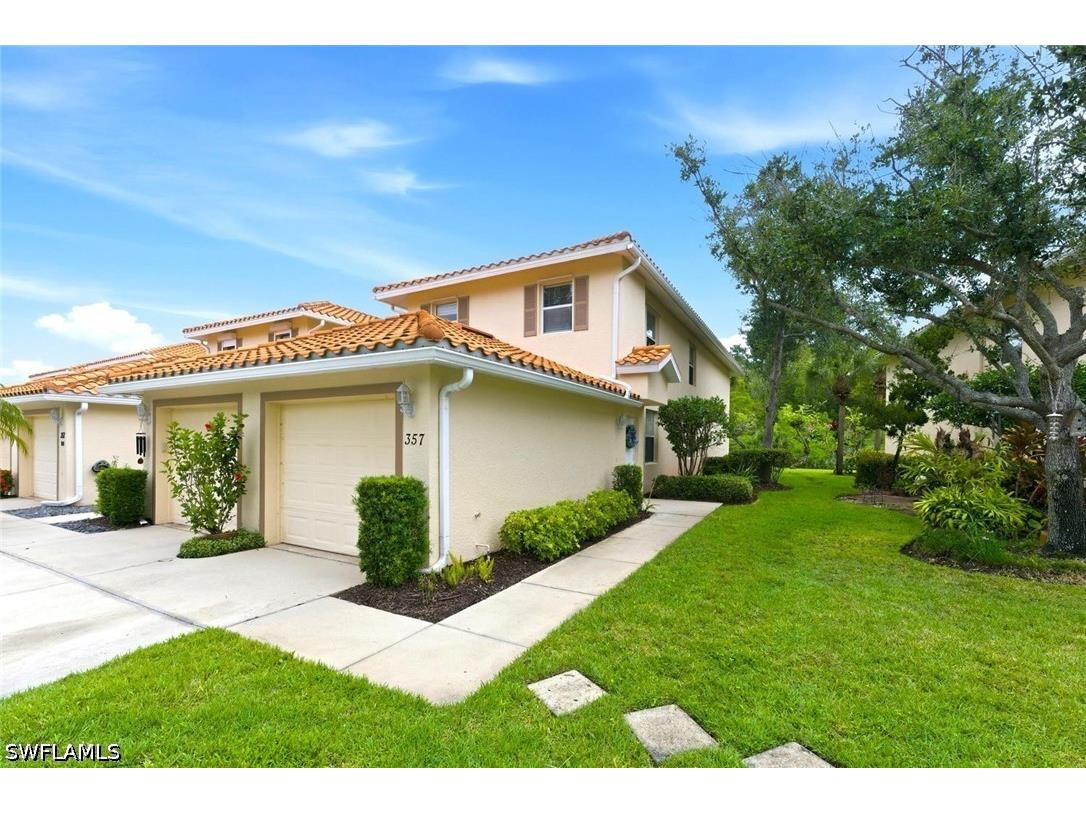 357 Robin Hood Circle #202 Naples FL 34104 226020256 image20