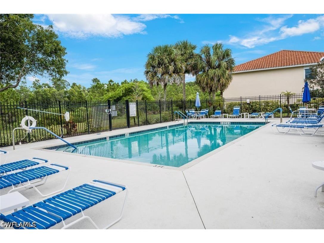 357 Robin Hood Circle #202 Naples FL 34104 226020256 image26