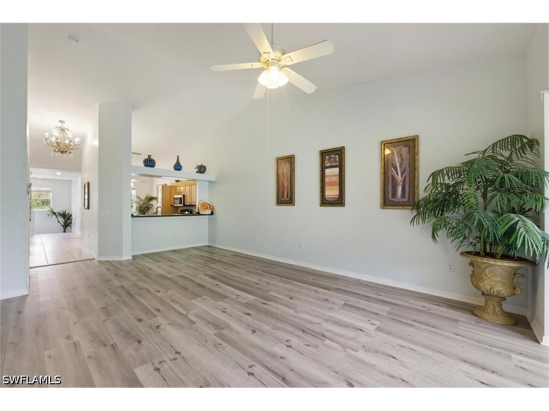 357 Robin Hood Circle #202 Naples FL 34104 226020256 image5