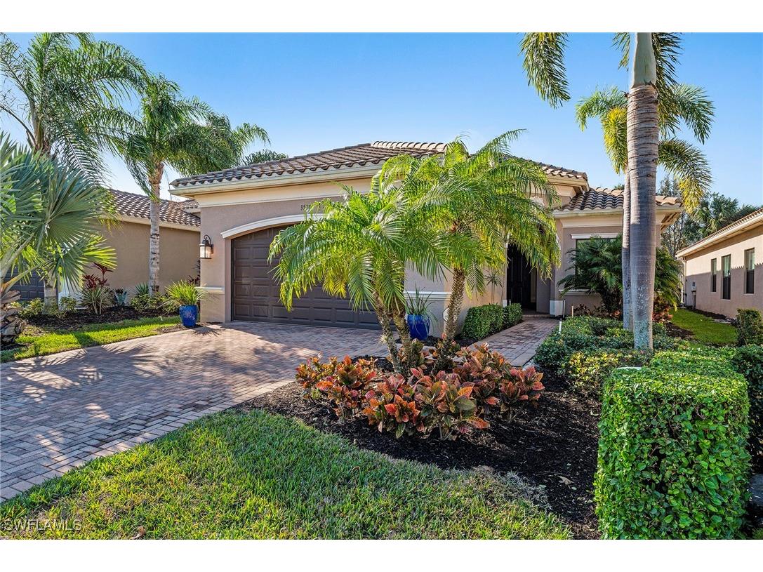 3570 Beaufort Court Naples FL 34119 225002847 image1