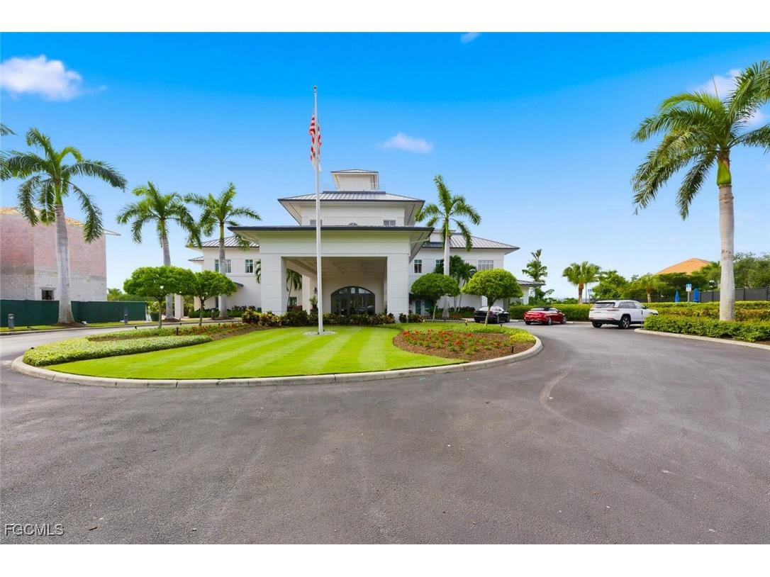 3570 Haldeman Creek Drive #111 Naples FL 34112 2025025436 image2