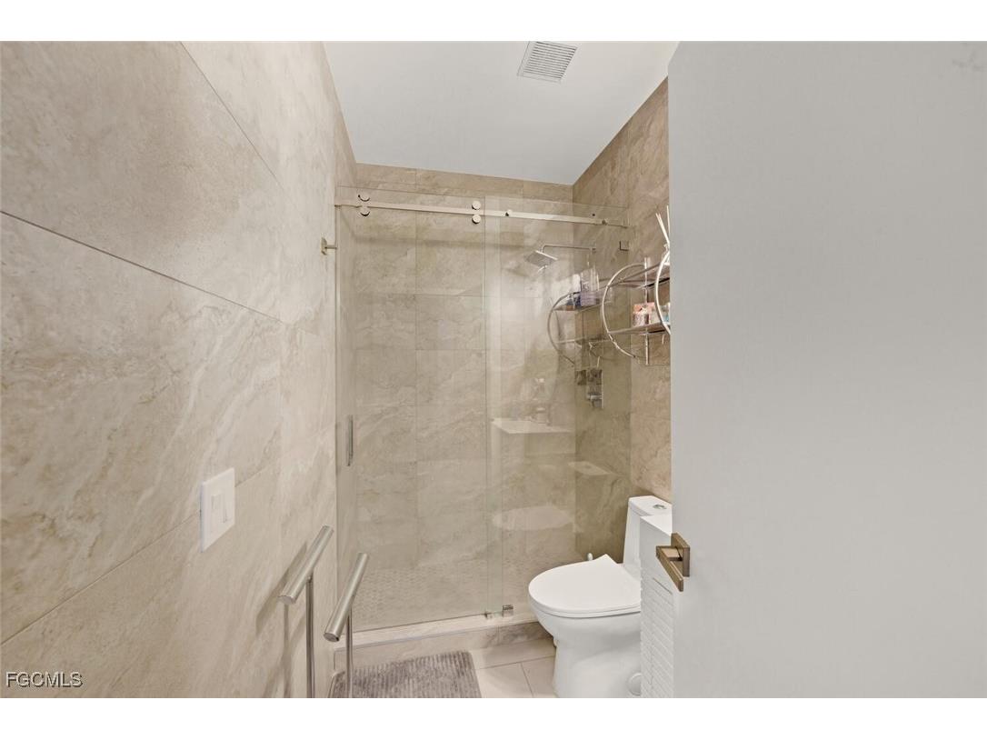 3570 Haldeman Creek Drive #111 Naples FL 34112 2025025436 image22