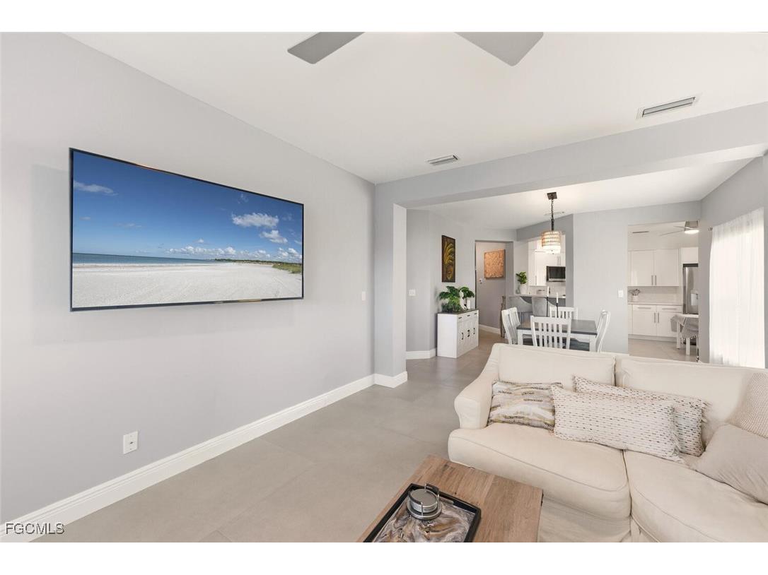 3570 Haldeman Creek Drive #111 Naples FL 34112 2025025436 image7