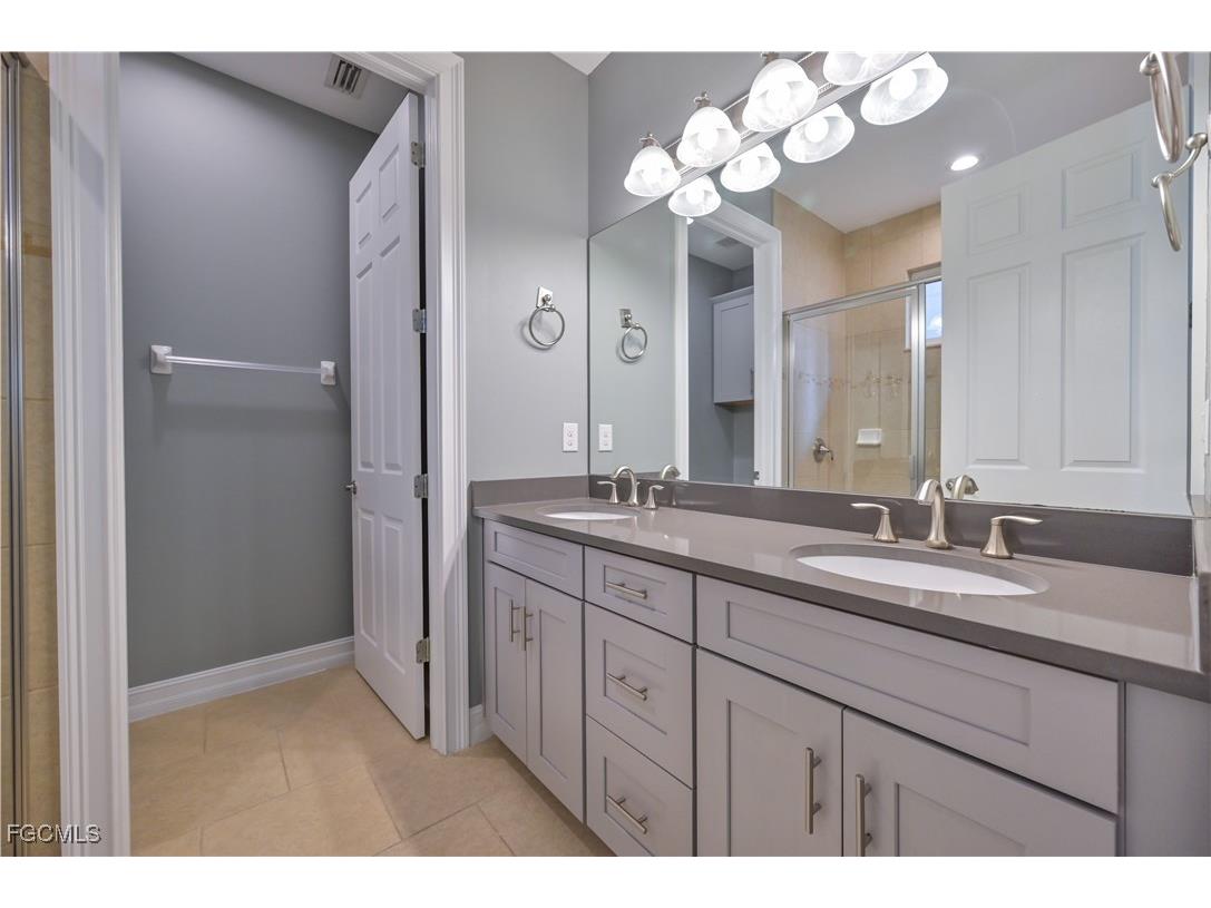 3571 Brittons Court Fort Myers FL 33916 2025020365 image21