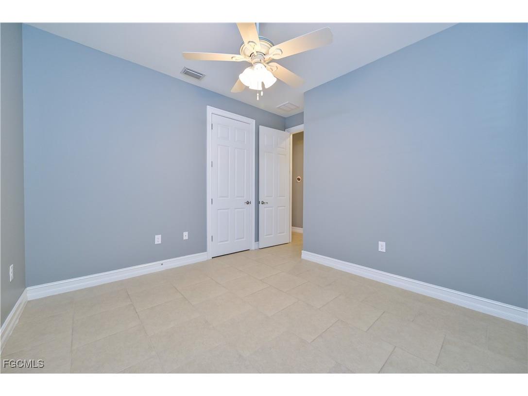 3571 Brittons Court Fort Myers FL 33916 2025020365 image29