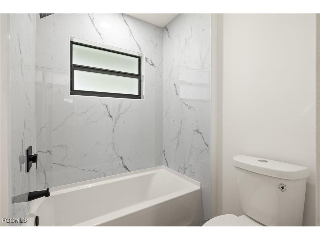 3571 Heritage Lane Fort Myers FL 33908 2026004018 image40