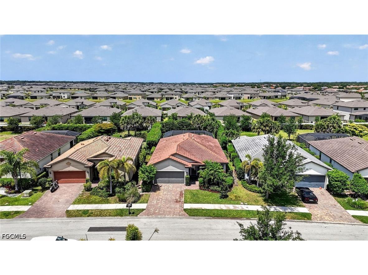 3573 E Hampton Circle Alva FL 33920 2026019176 image40