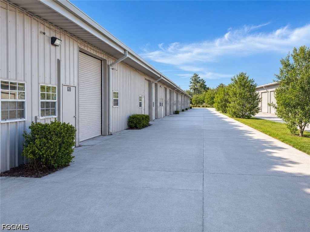 3573 Enterprise Avenue #67 AND 68 Naples FL 34104 2026023538 image1