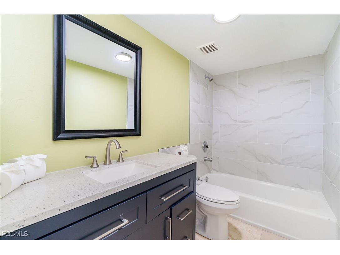 3574 Antarctic Circle #2107 Naples FL 34112 2025023850 image19