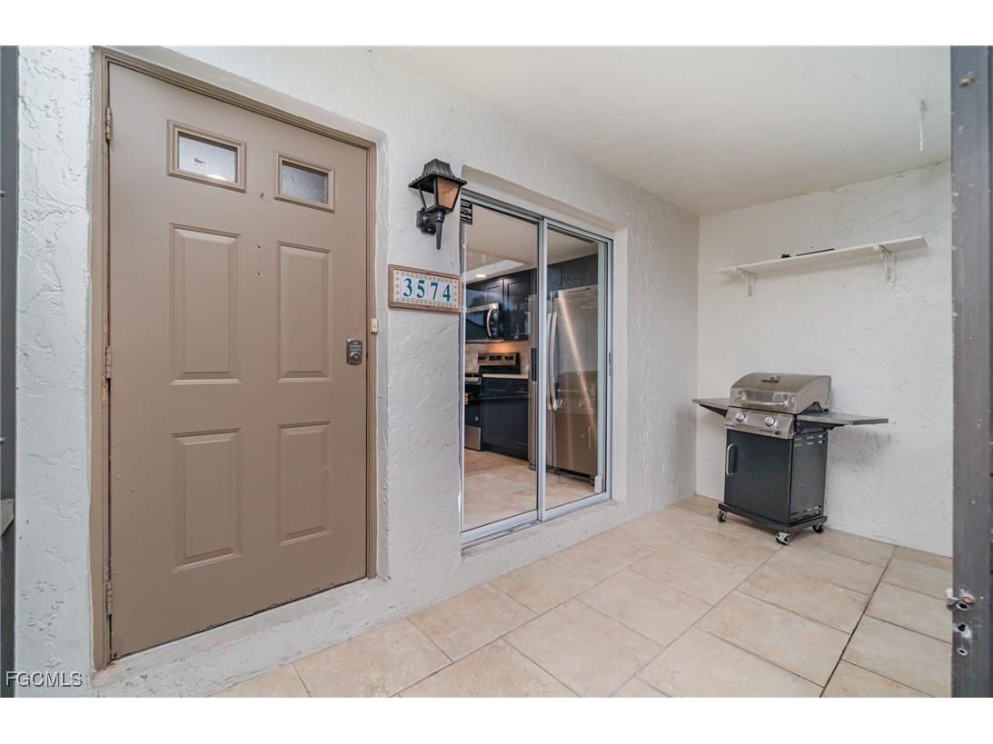 3574 Antarctic Circle #2107 Naples FL 34112 2025023850 image2