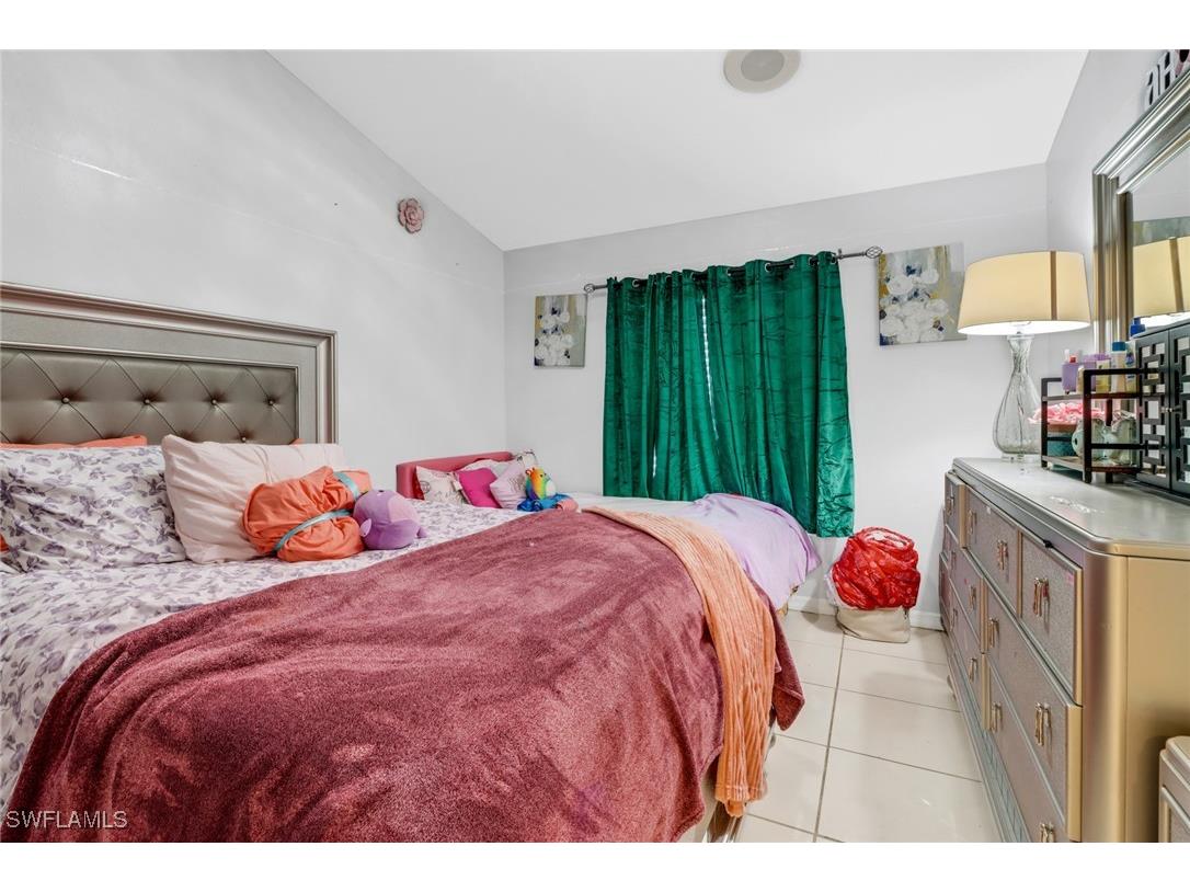 3579 Kent Drive Naples FL 34112 225064533 image21