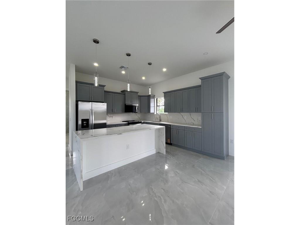 358 Charwood Avenue S Lehigh Acres FL 33974 2025011525 image10