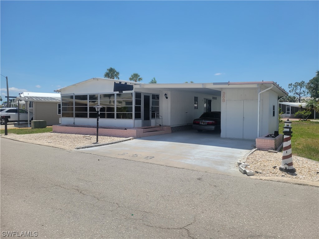 358 Nicklaus Boulevard North Fort Myers FL 33903 223034231 image1