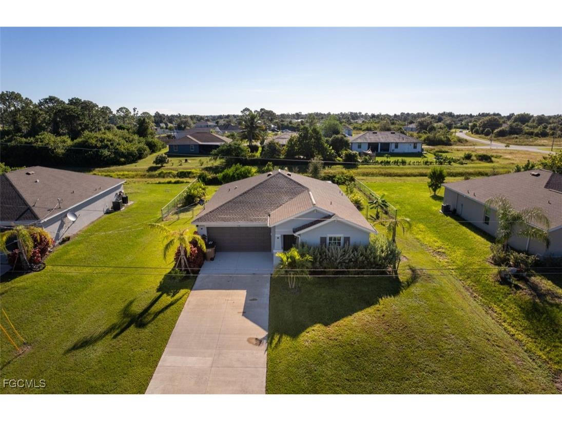 358 Pembroke Street Lehigh Acres FL 33974 2025023696 image14