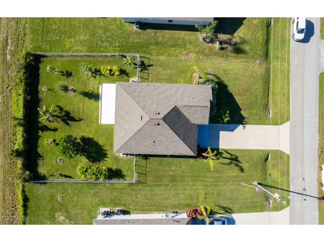 358 Pembroke Street Lehigh Acres FL 33974 2025023696 image16