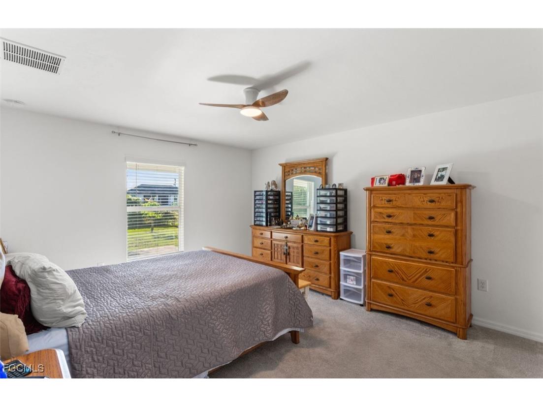 358 Pembroke Street Lehigh Acres FL 33974 2025023696 image7