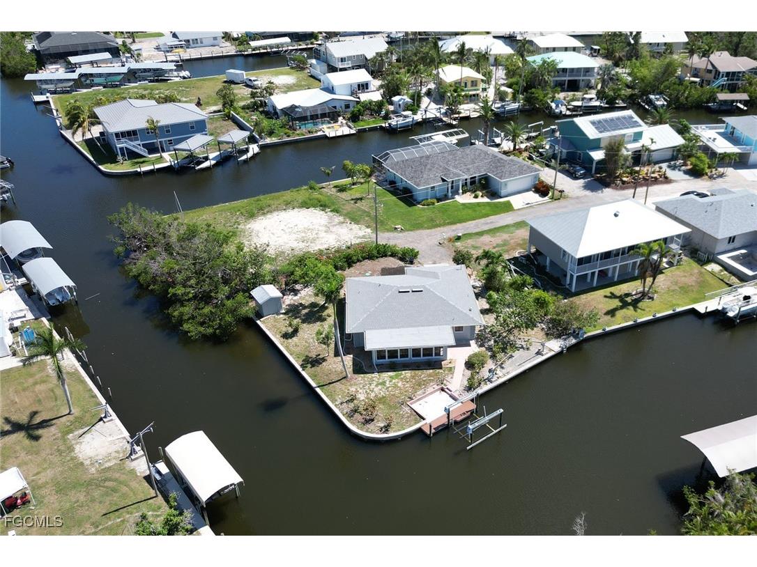 3580 Gondola Lane Saint James City FL 33956 2025020860 image19