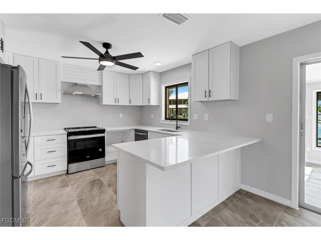 3580 Gondola Lane Saint James City FL 33956 2025020860 image8