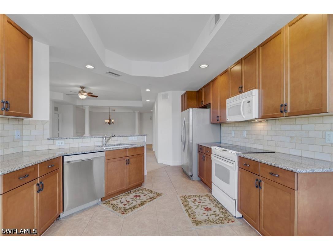 3580 Lansing Loop #102 Estero FL 33928 226016419 image10