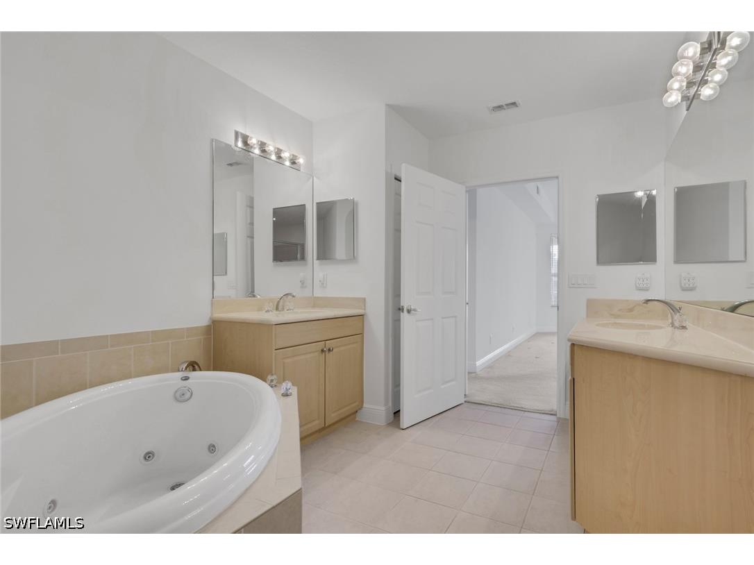 3580 Lansing Loop #102 Estero FL 33928 226016419 image15