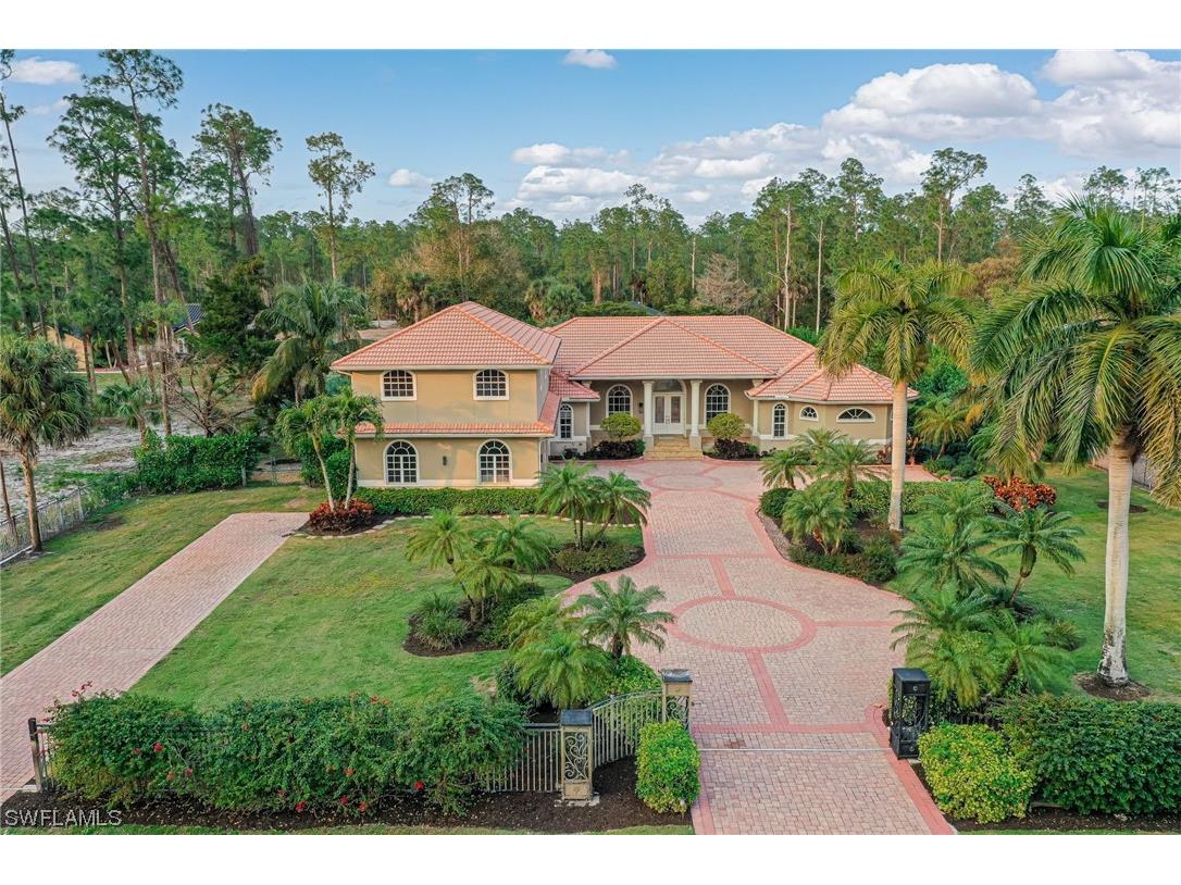 3581 1st Avenue NW Naples FL 34120 224011432 image1