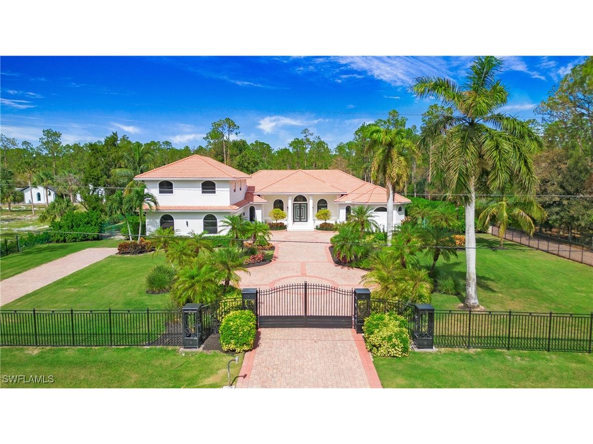 3581 1st Avenue NW Naples FL 34120 224086612 image1