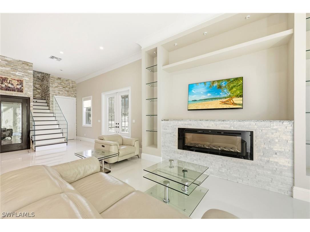 3585 33rd Avenue NE Naples FL 34120 226002168 image4