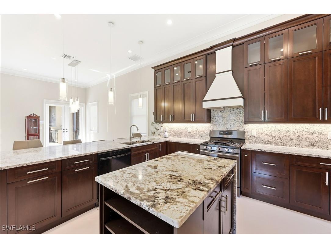 3585 33rd Avenue NE Naples FL 34120 226002168 image8