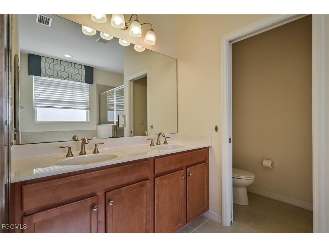 3586 Bridgewell Court Fort Myers FL 33916 2025015512 image11