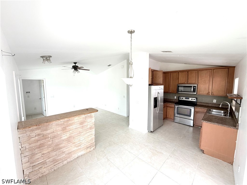 3586 Seagrape Avenue Naples FL 34104 226020367 image15