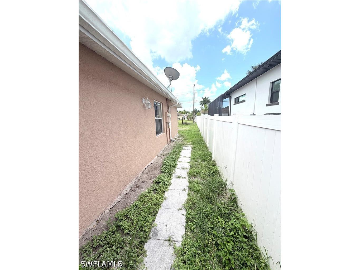 3586 Seagrape Avenue Naples FL 34104 226020367 image25