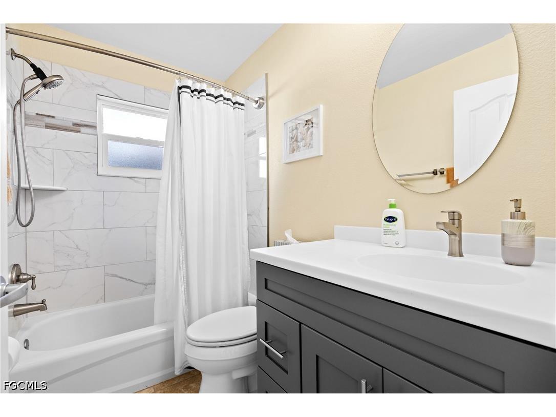 3588 Sabal Springs Boulevard North Fort Myers FL 33917 2026021106 image27
