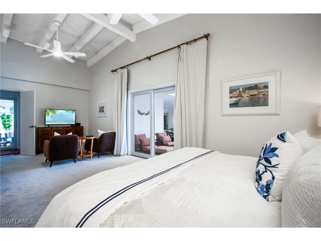 359 2nd Avenue N Naples FL 34102 225080202 image14