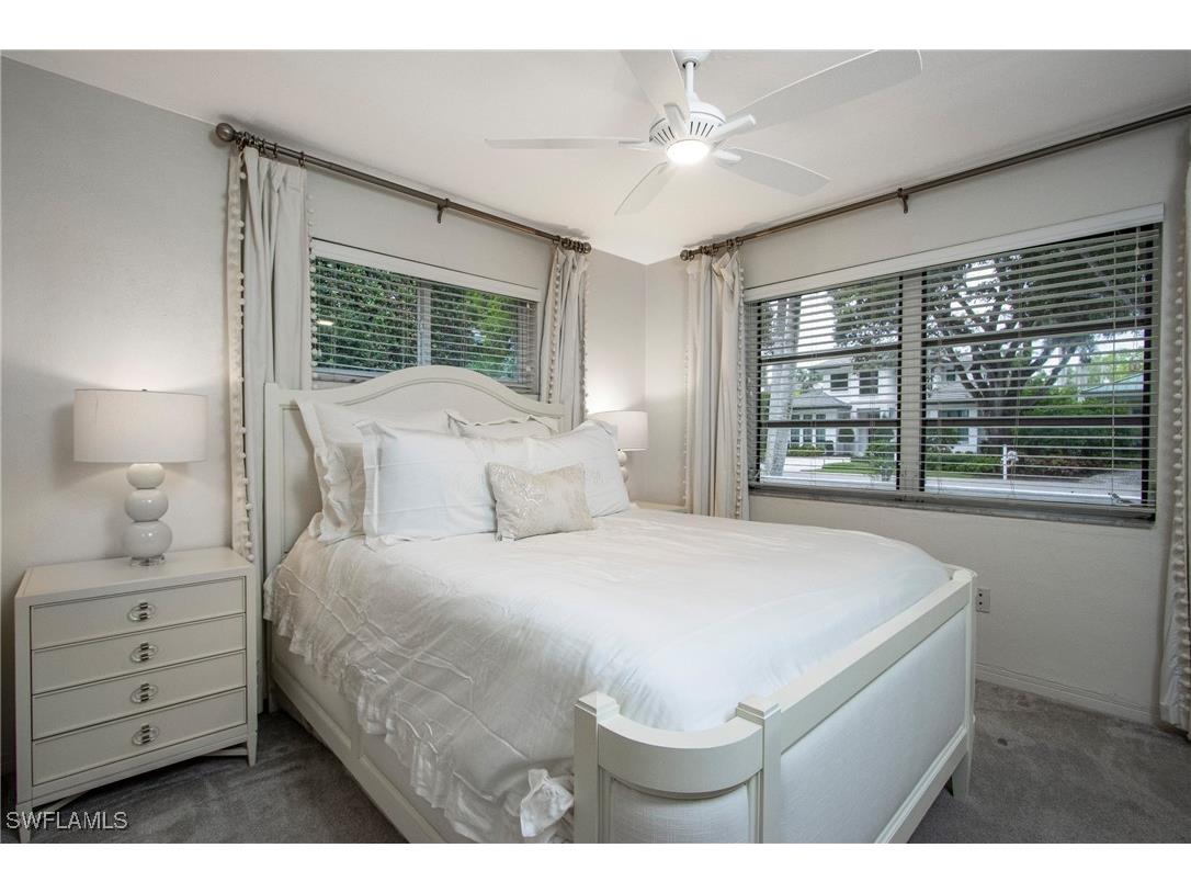 359 2nd Avenue N Naples FL 34102 225080202 image20