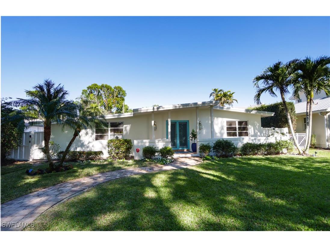 359 2nd Avenue N Naples FL 34102 225080202 image41