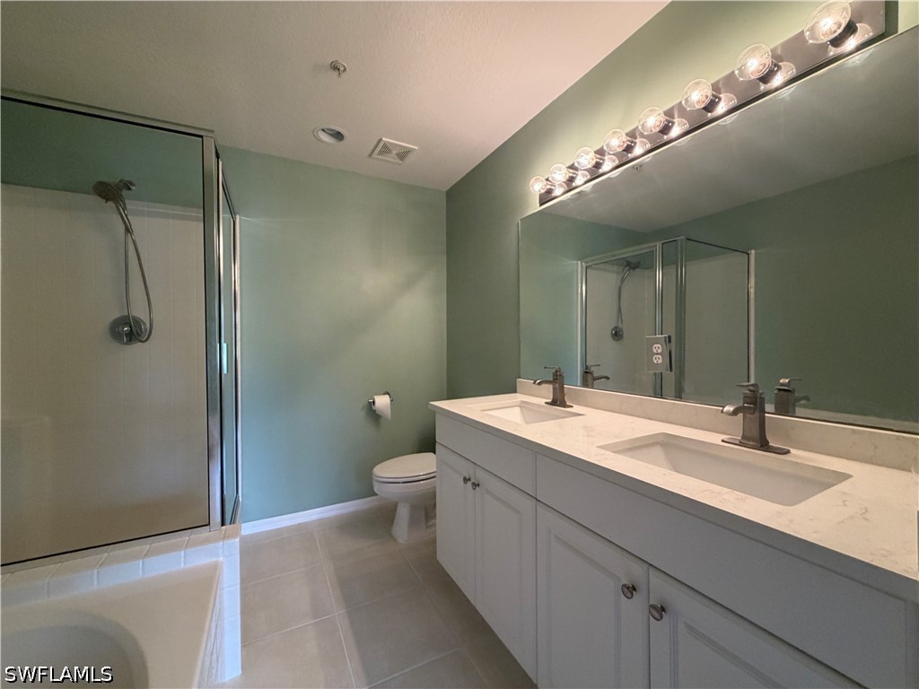 359 Dover Place #101 Naples FL 34104 226024532 image10