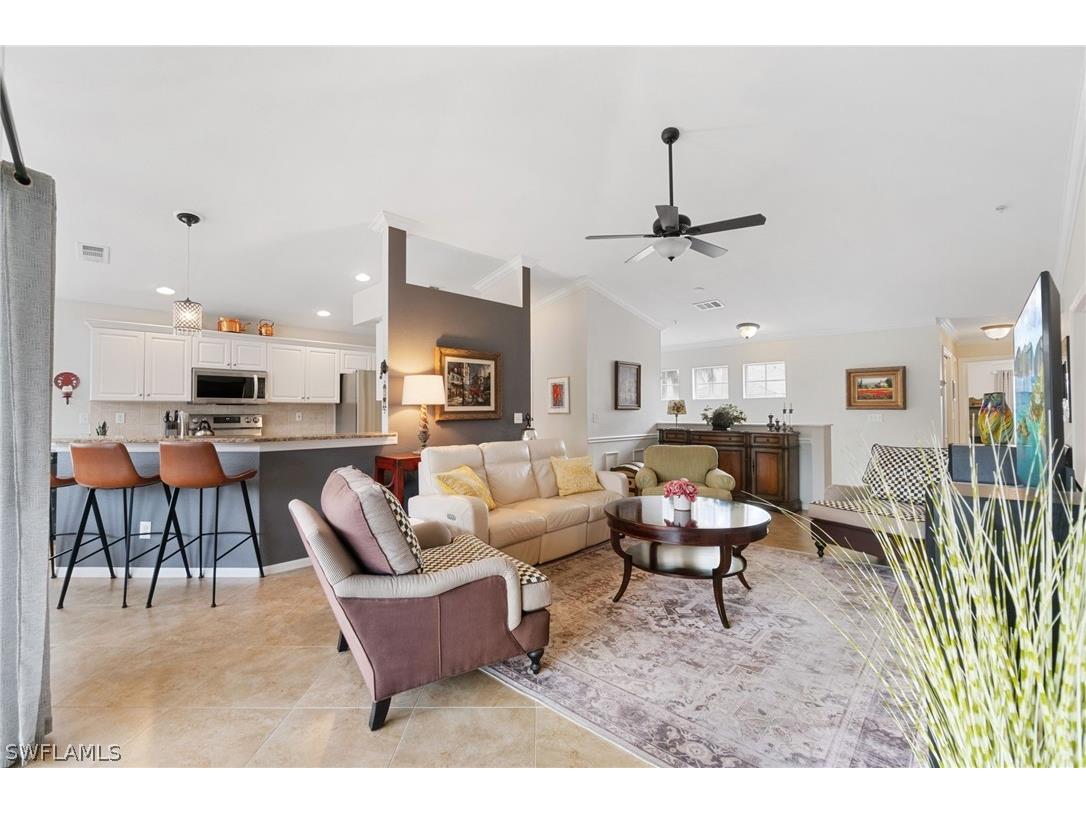 359 Dover Place #E204 Naples FL 34104 226011682 image11