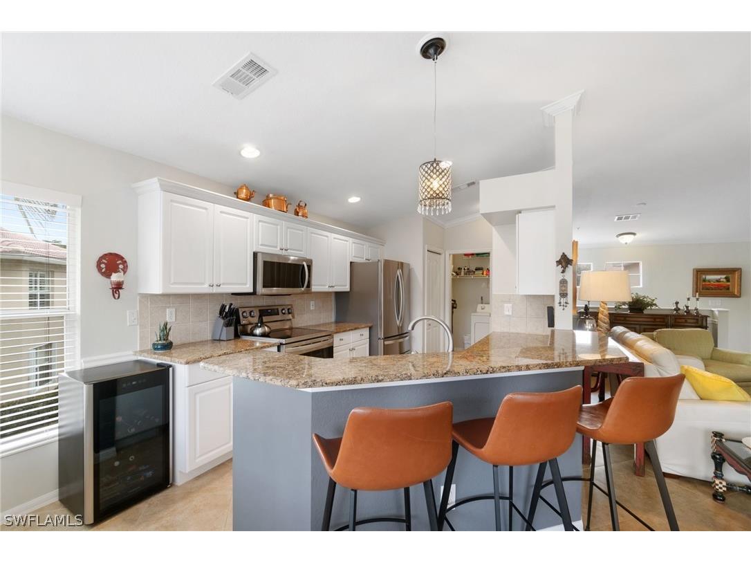 359 Dover Place #E204 Naples FL 34104 226011682 image14